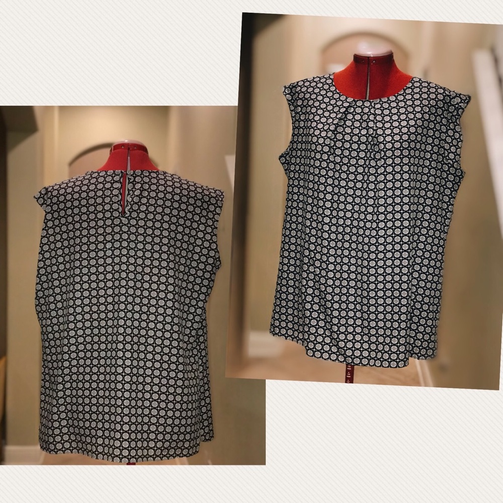 Violet and Claire cap sleeve blouse size 1X